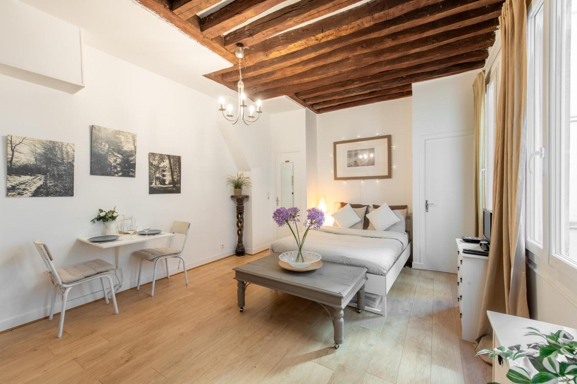 Geranimus Beauregard: Heart Of Paris Apartment Exterior photo